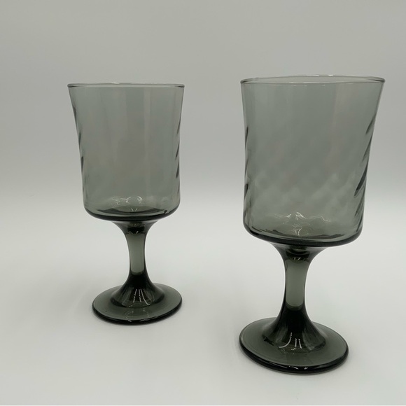 Vintage Libbey Smoke Optic Swirl Water Goblet Set Of 2 Discontinued 1985 - Picture 2 of 5